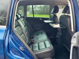 
										Volkswagen Tiguan 2.0 TSI R-Line Auto 4WD Euro 4 5dr full									