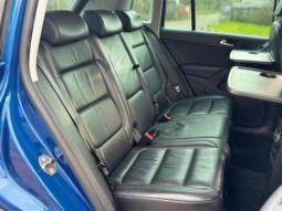 
										Volkswagen Tiguan 2.0 TSI R-Line Auto 4WD Euro 4 5dr full									