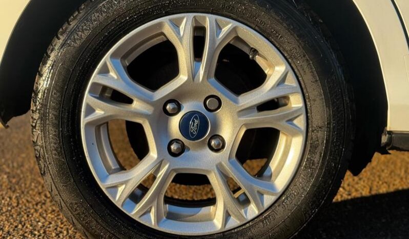 
								Ford B-max 1.6 Zetec Powershift Euro 5 5dr full									